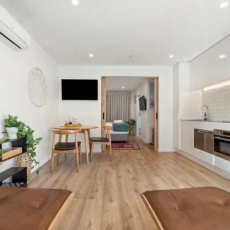 Stunning Apartment In City Centre Queenstown Exterior photo