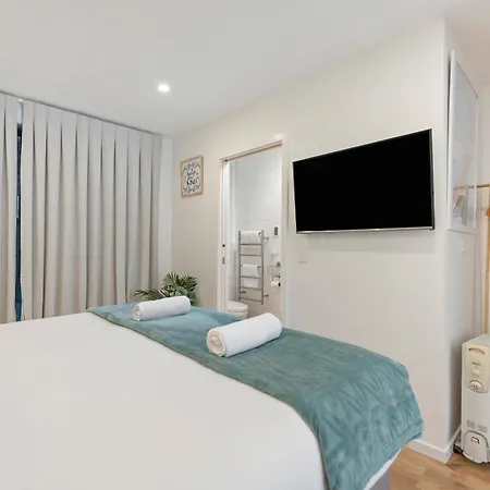 Stunning Apartment In City Centre Queenstown Exterior photo